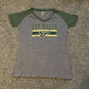 USF bulls shirt